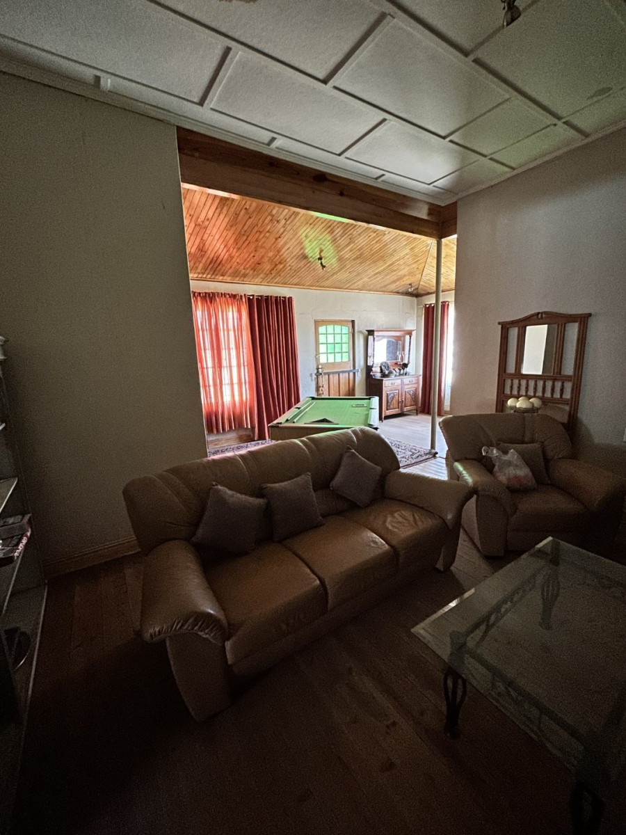 4 Bedroom Property for Sale in Warden Free State